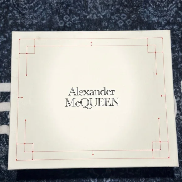 Alexander Mcqueen
